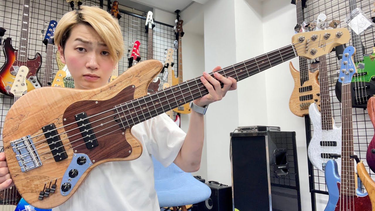 元Sadowskyの職人の新作ベース【LEH Guitars】
