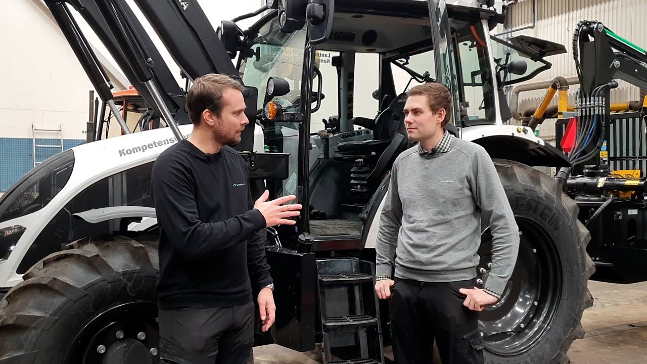 Valtra A105 MH4 med skogsskydd från Ölmstad