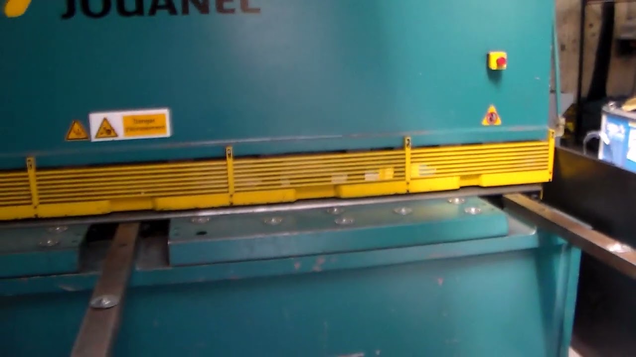 Démarrage de cisaille guillotine Jouanel
