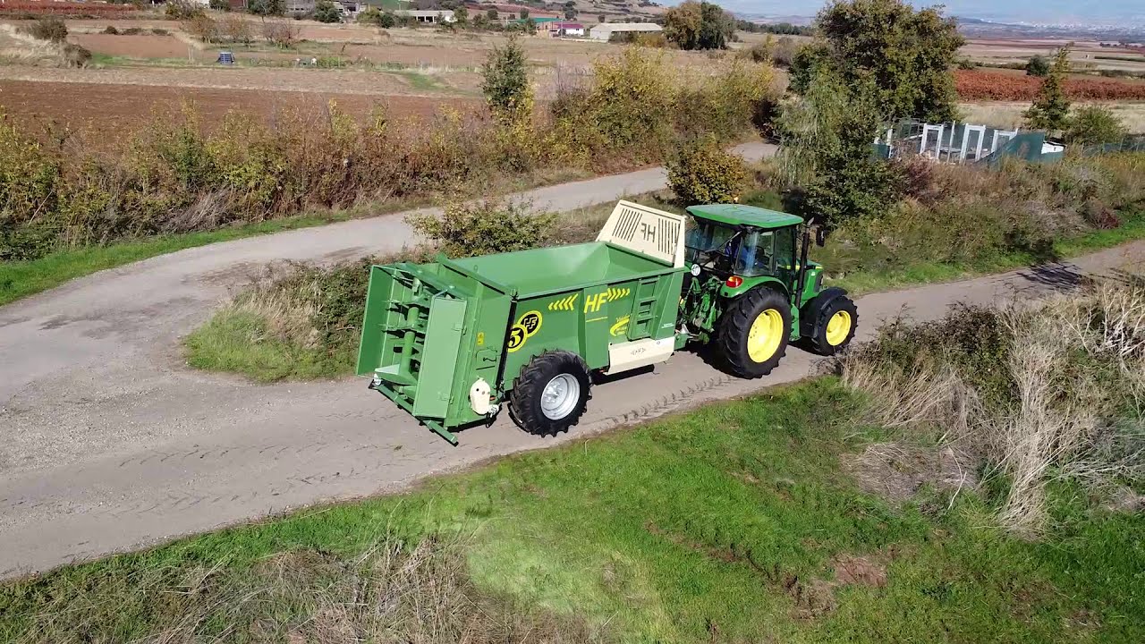 ESPARCIDOR DE ESTIERCOL DE RUEDA DE TRACTOR 2MG 1800 (Remolques Agrícolas HF)