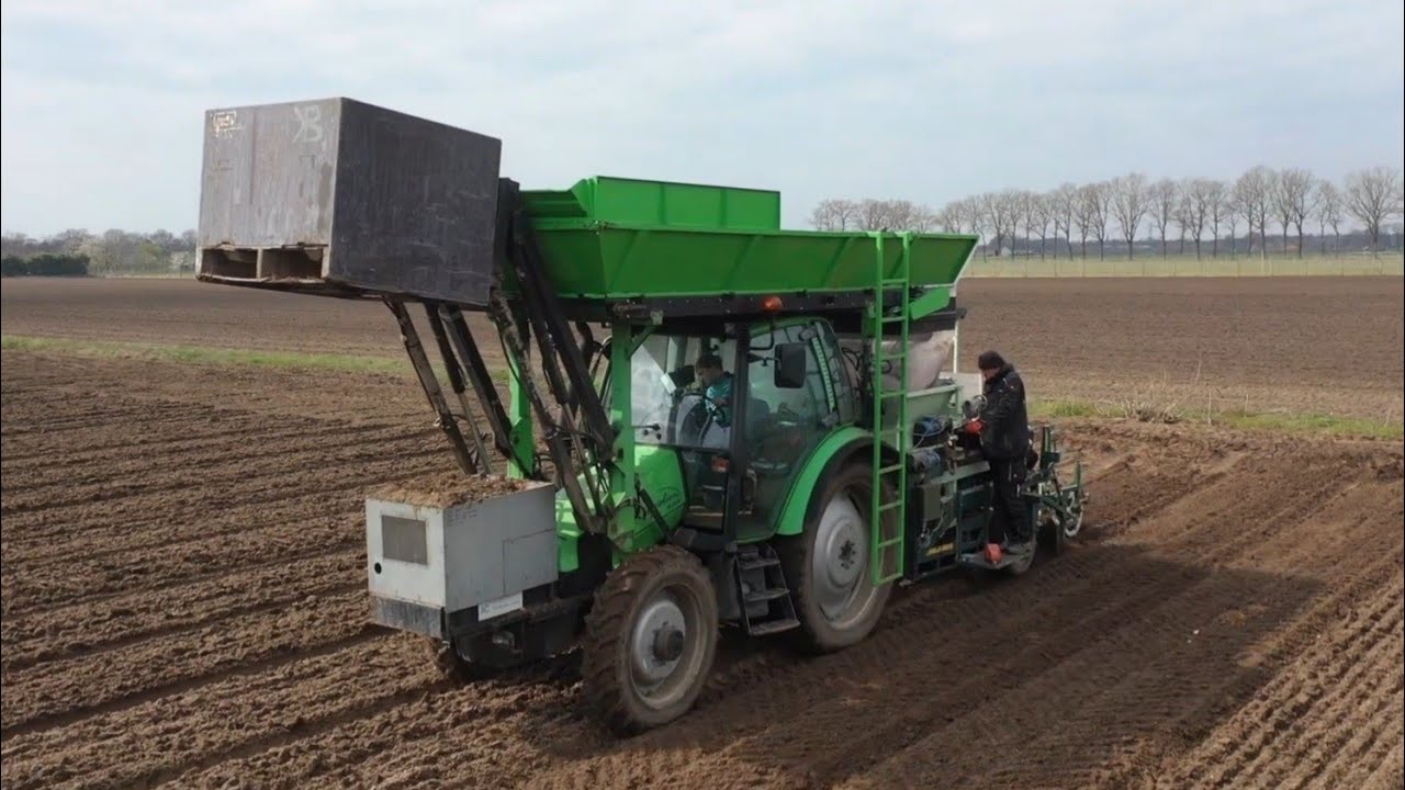 Lelies planten | Deutz-Fahr Agrotron 4.85 | Planting lilies | Loonbedrijf Ysselsteyn