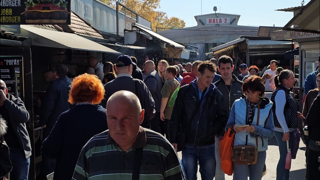 Gužva na Buvljaku u Subotici