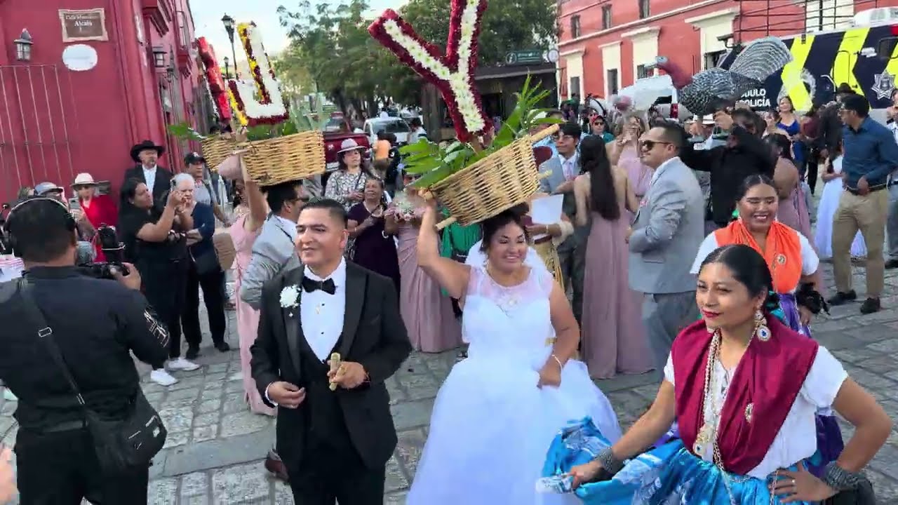Colores y Costumbres: Así se Vive una Boda en Oaxaca | San Pedro Mártir & Asunción Ocotlán Oaxaca
