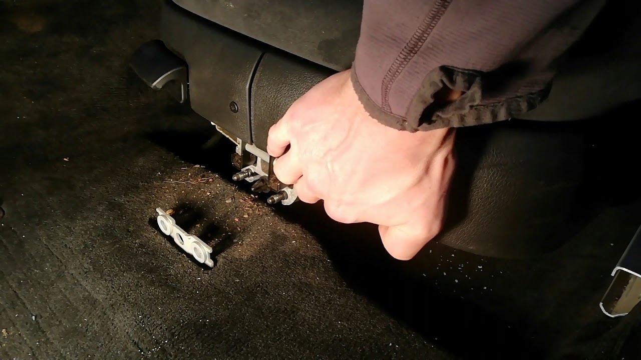 VW PASSAT SITZE AUSBAUEN / FAHRERSITZ DEMONTIEREN
