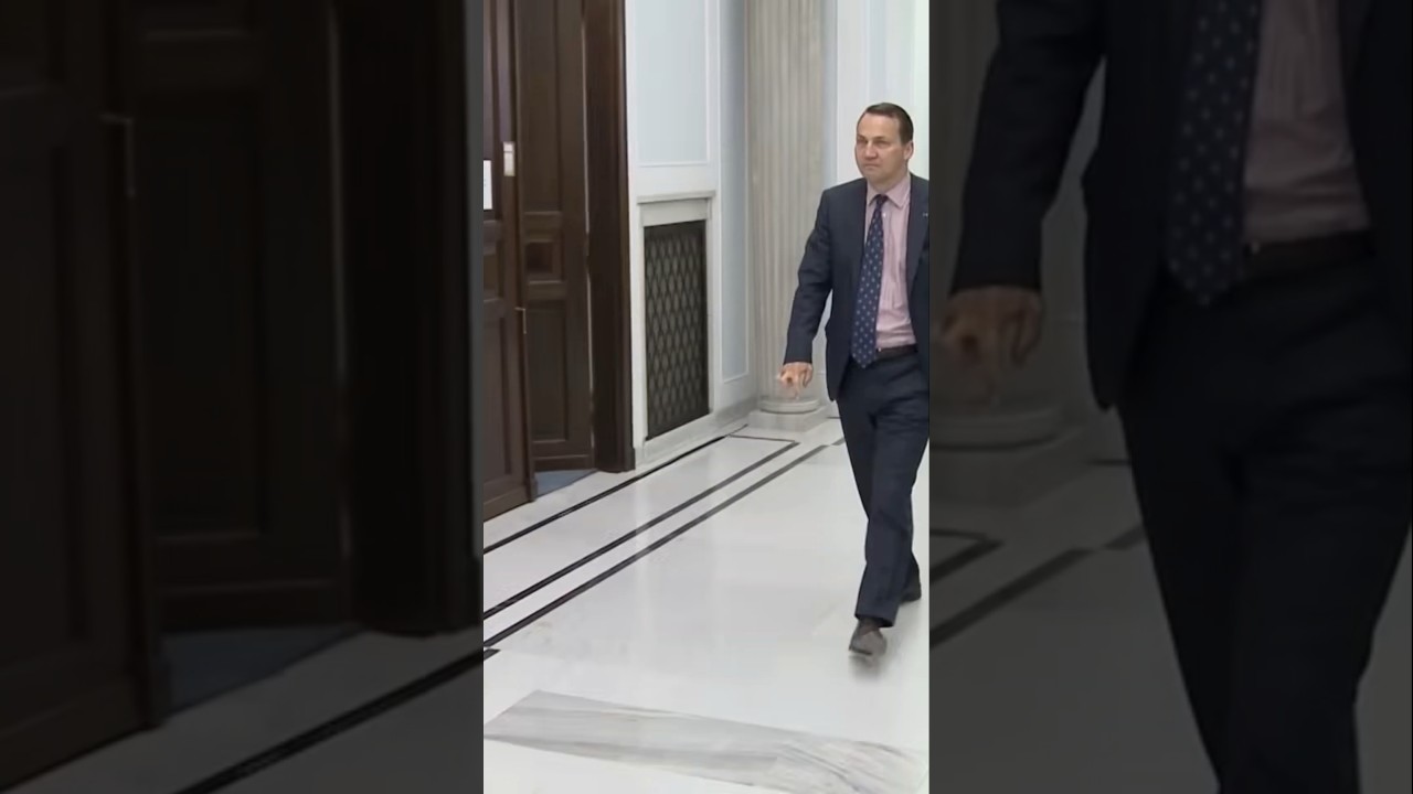 Sikorski przekonuje, że Rosja nam nie zagraża? Bolesne przypomnienie dawnych układ&oacute;w z Moskwą!