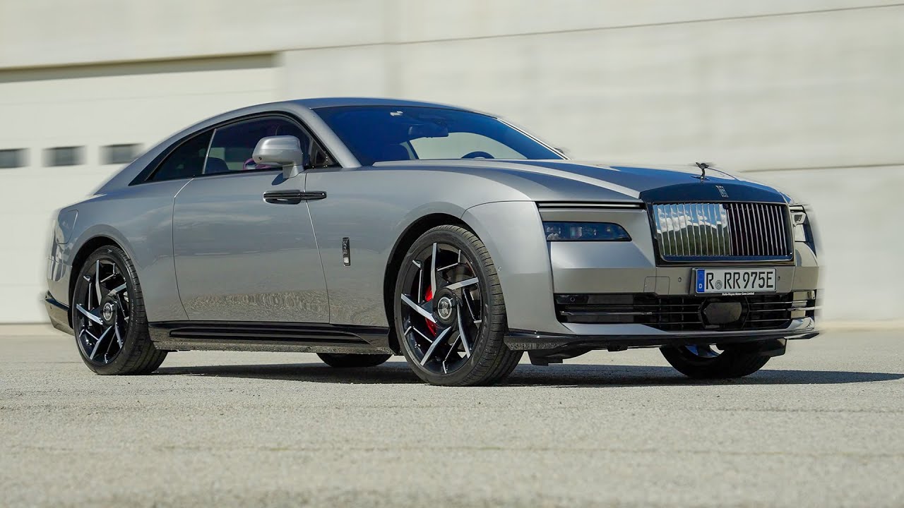 Rolls-Royce Black Badge Spectre