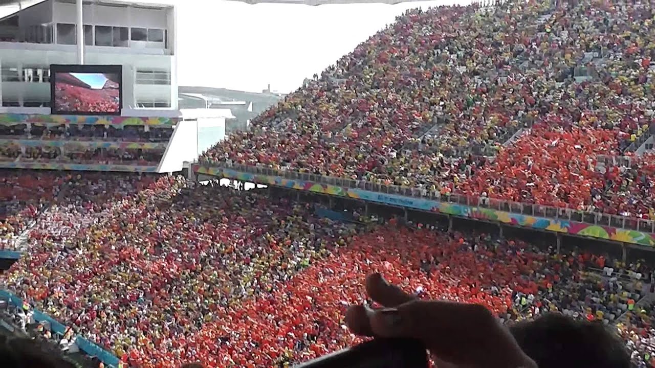 HIMNO NACIONAL PARTIDO CHILE V/S HOLANDA 2014