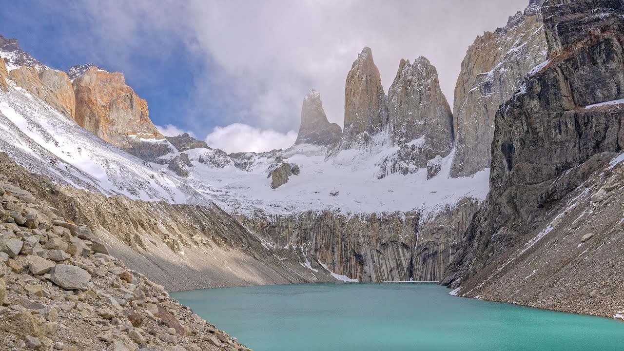 Mirador Las Torres - Hiking to the base of Torres