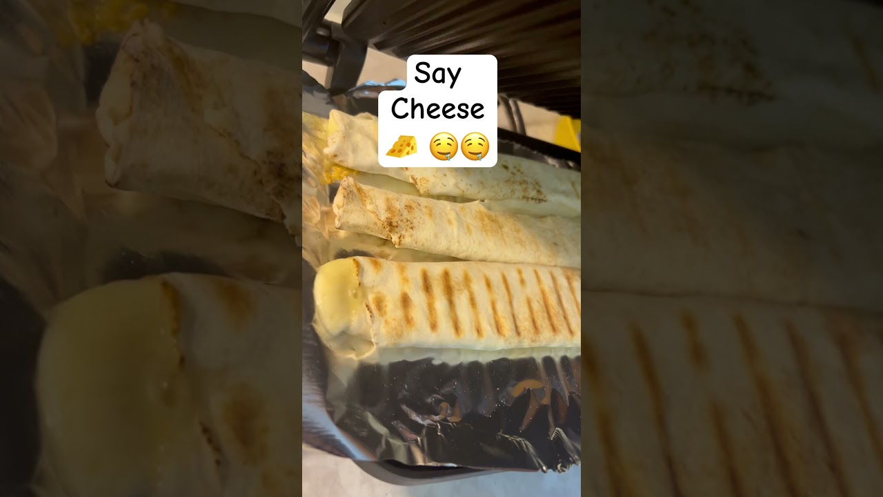 Melted. Toasted. Cheesy. Say cheese to this bite!❤️&zwj;🔥#cheese#melting#foodie#shorts