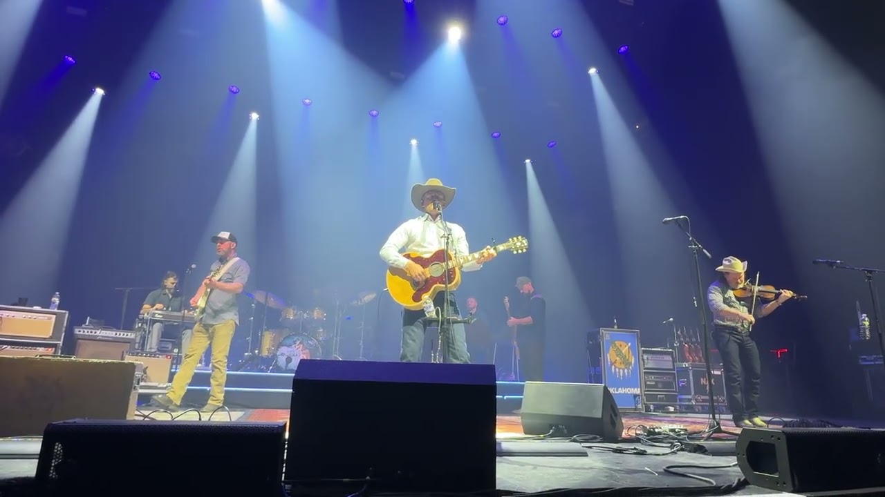 Turnpike Troubadours | On The Red River | LIVE At The Met