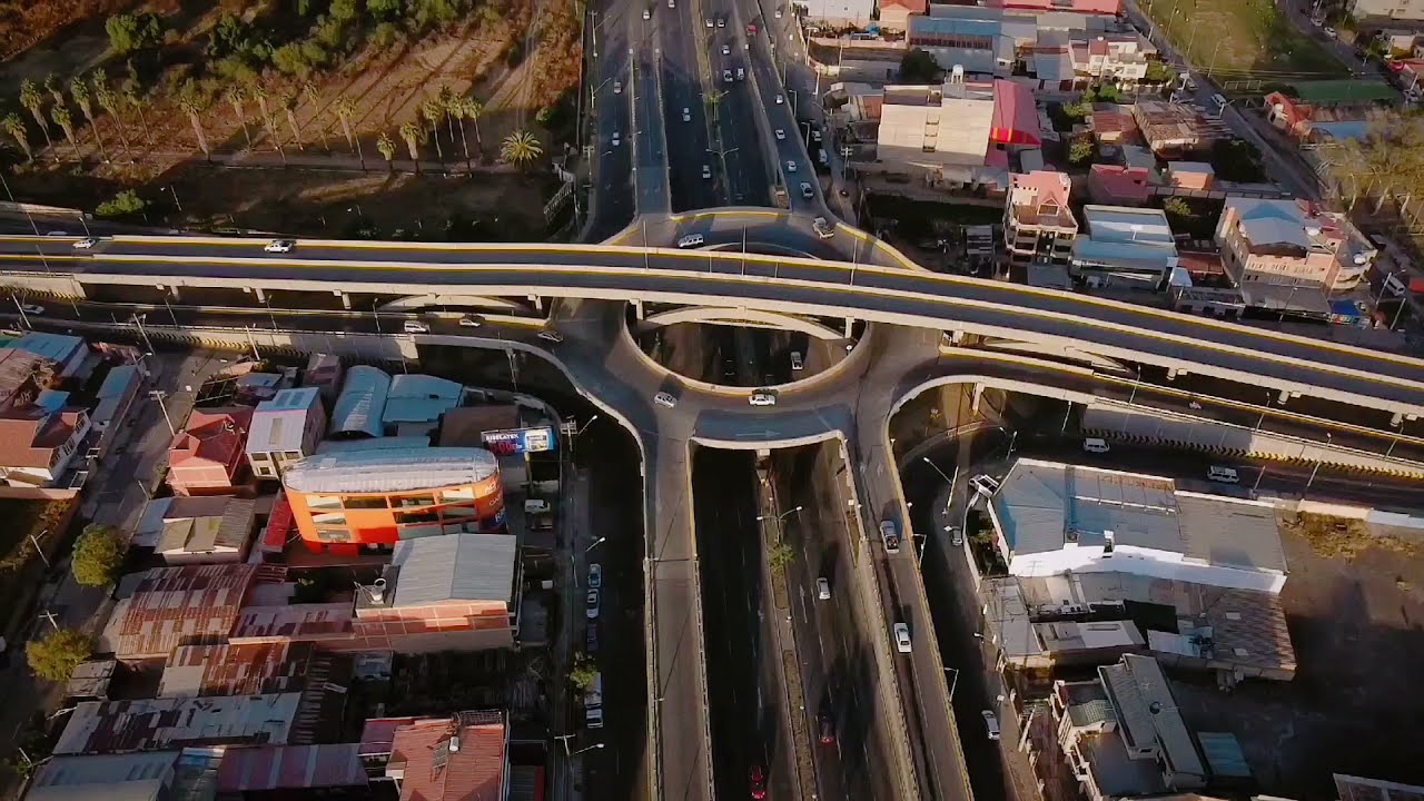Distribuidor Beigin,El Viaducto, distribuidor Muyurina. Cochabamba-Bolivia [4K]
