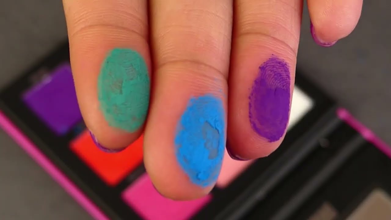 BEAUTY BAY BRIGHT MATTE PALETTE SWATCHES