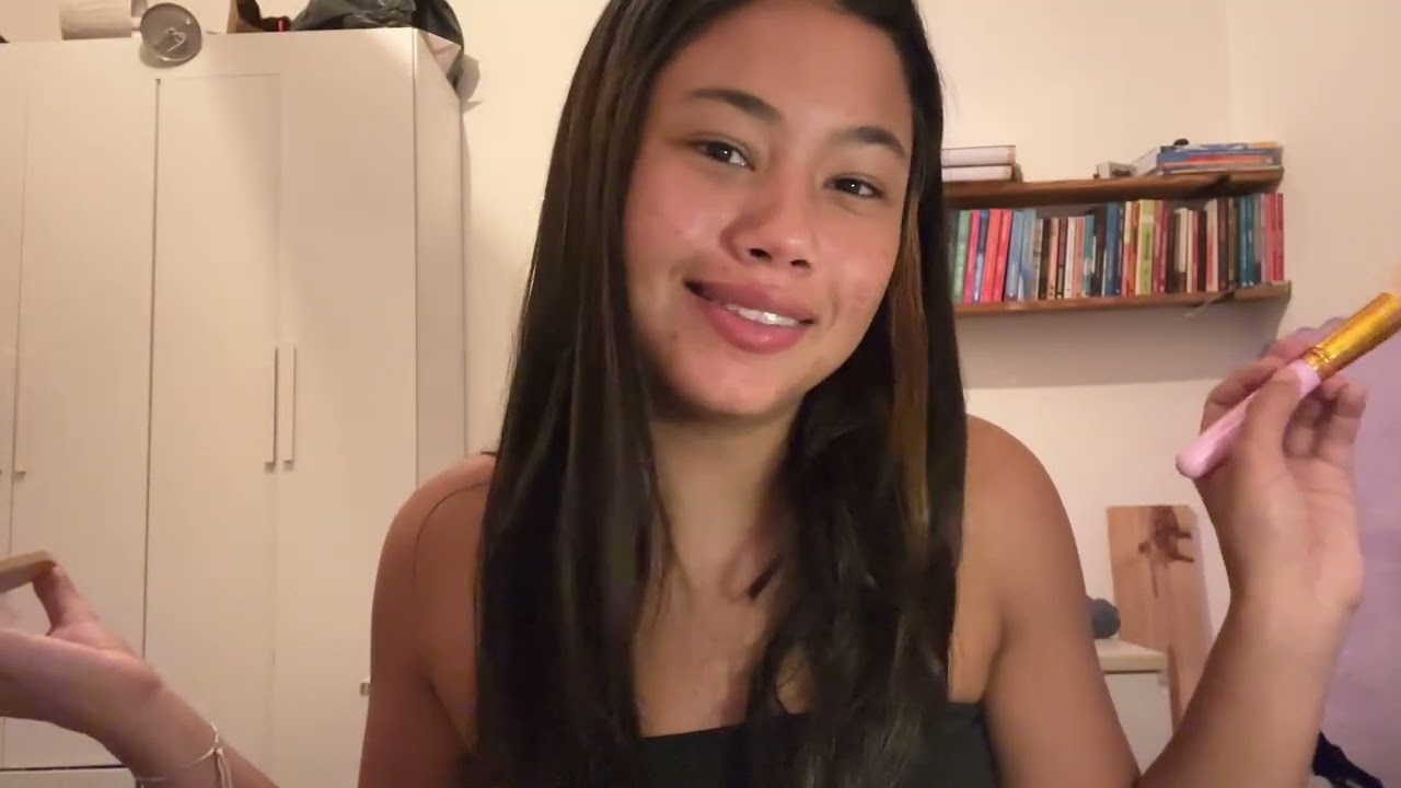Asmr te maquiando (voz suave, sussurros, pincéis na tela)