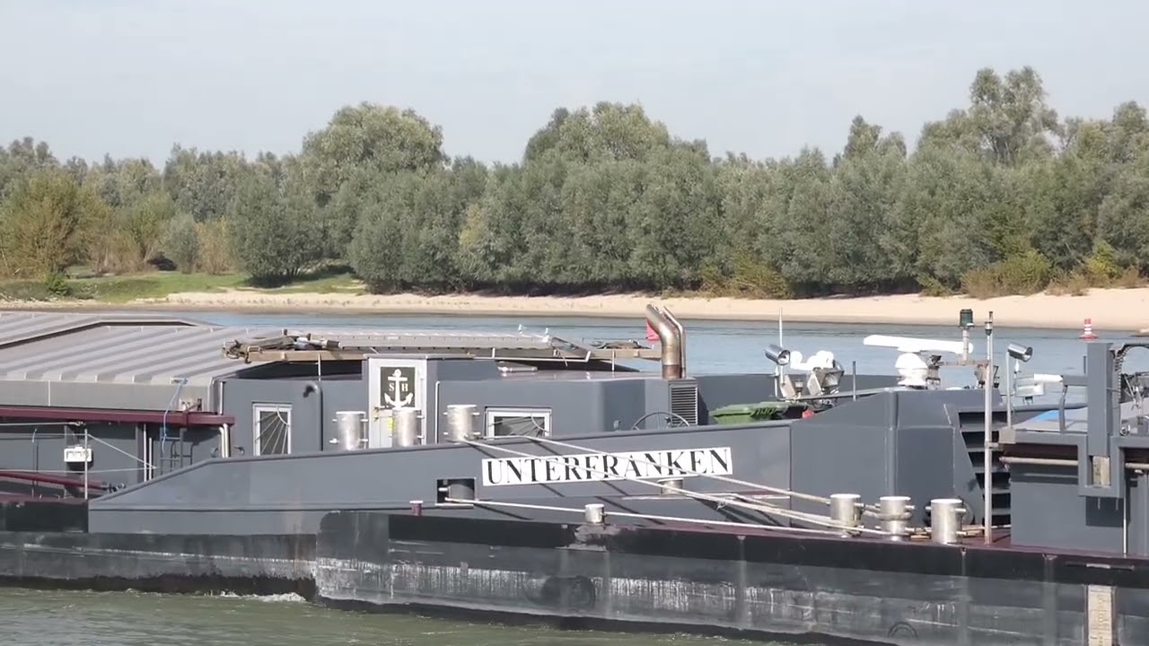 Kvb Unterfranken Churfranken 🤜⚓🤛 In de opvaart op de Waal bij Ooij