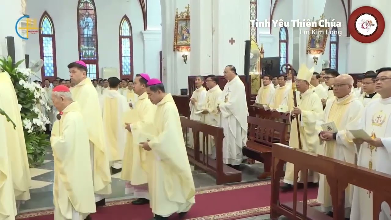 Tình Yêu Thiên Chúa || Lm Kim Long - Nhập lễ trong Thánh Lễ Truyền Chức Giám Mục Phụ Tá TGP Hà Nội