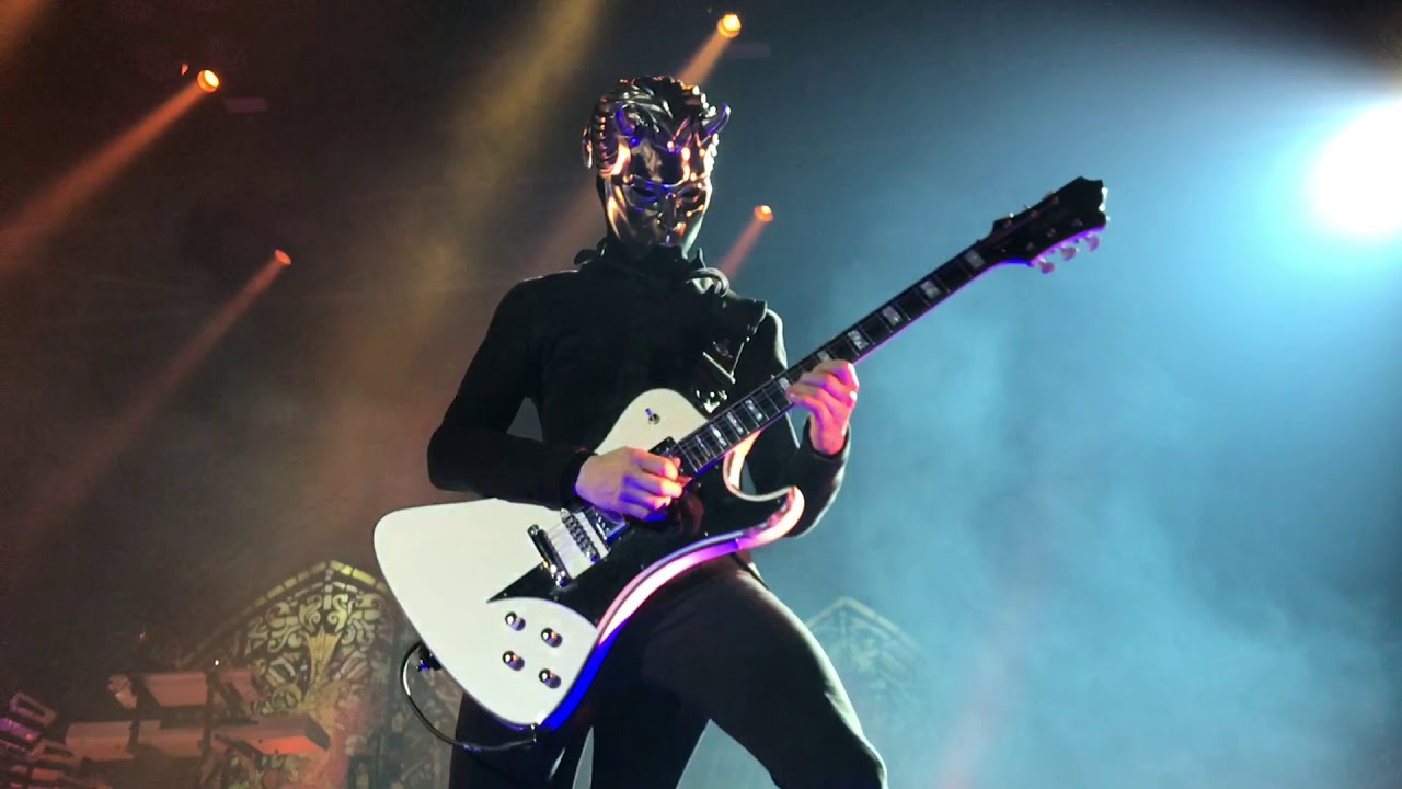 GHOST - Intro / Ashes / Rats @ Zénith, Paris le 07/02/2019