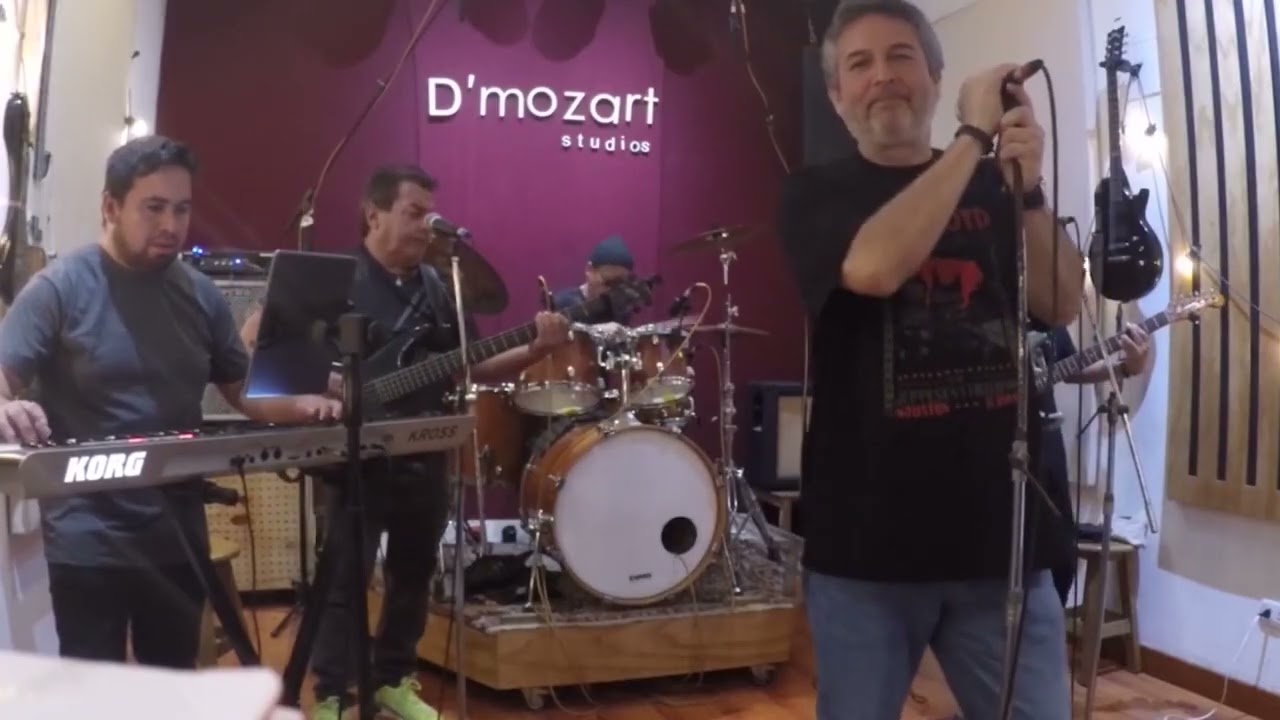 SAURIO MIX 1