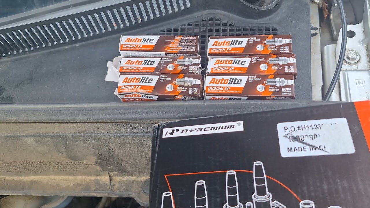 CHANGING COILS & SPARK PLUGS IN 2012 CHEVROLET TRAVERSE