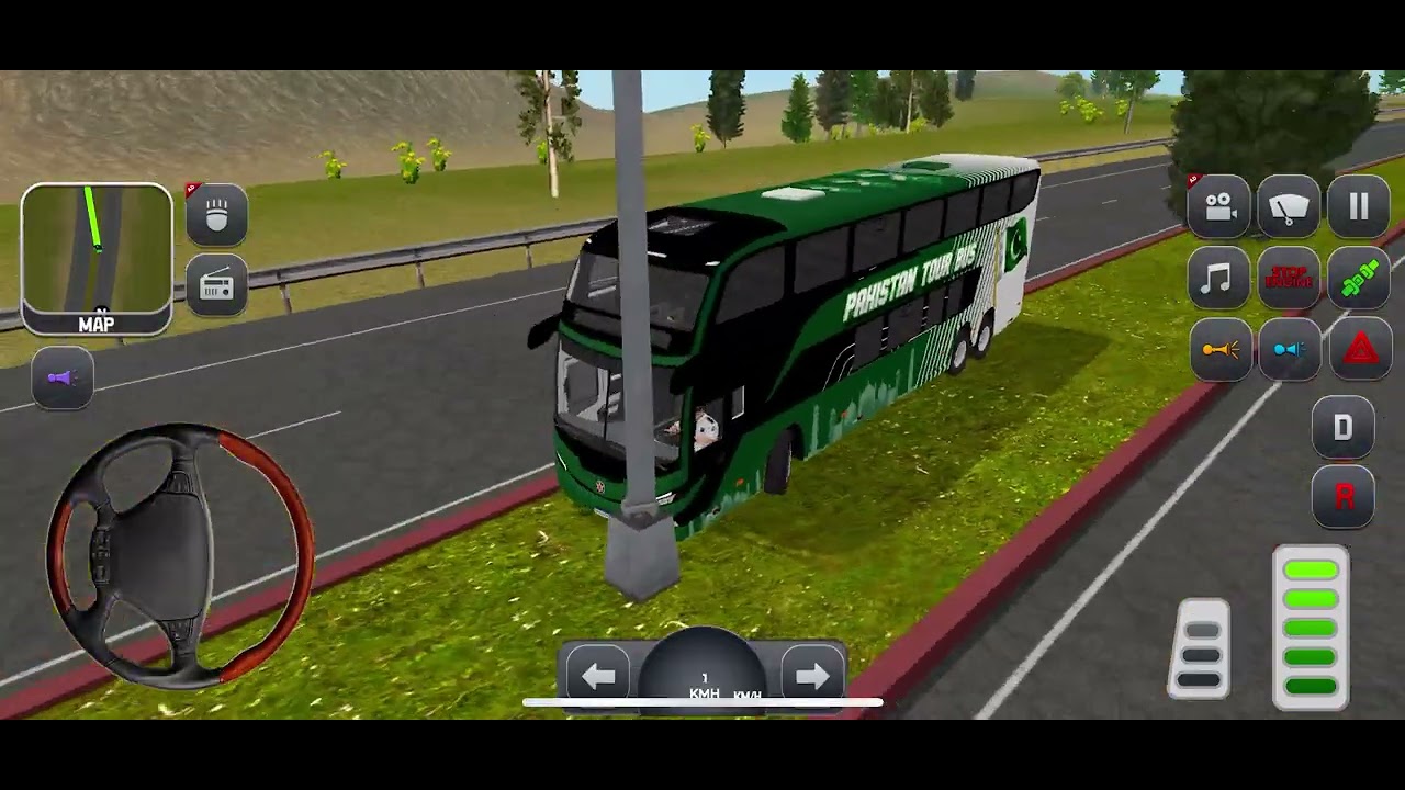 ￼ American bus driving gaming video 4K trading video
