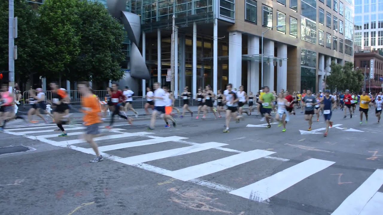 'Bay To Breakers'  2013, San Francisco, CA,  Part 1/6; Ryan Hall at the starting line(red shirt)