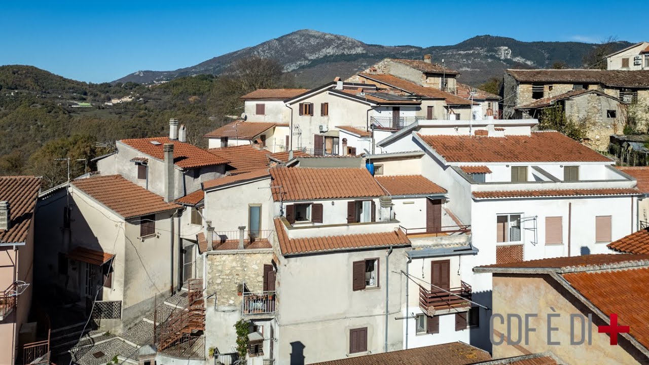 Visita dell'immobile | Pescorocchiano (RI) Italy | Appartamento abitabile da subito con due terrazzi