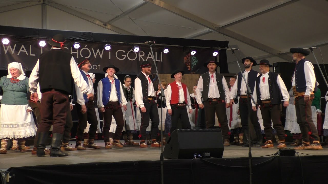 Zespół Regionalny DOLINA POPRADU z Piwnicznej–Zdroju – w karczmie