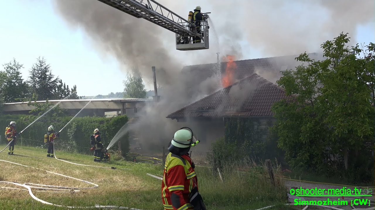 VOLLBRAND ZIMMEREIBETRIEB - Feuer flammt immer wieder auf - [Großeinsatz mit Überlandhilfe] - [E]