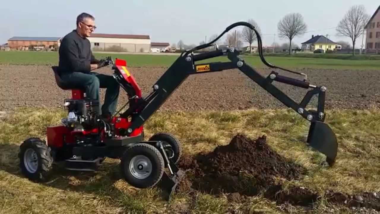 JMEKA - Mini pelle automotrice sur 4 roues - Smartpel Move (J3)