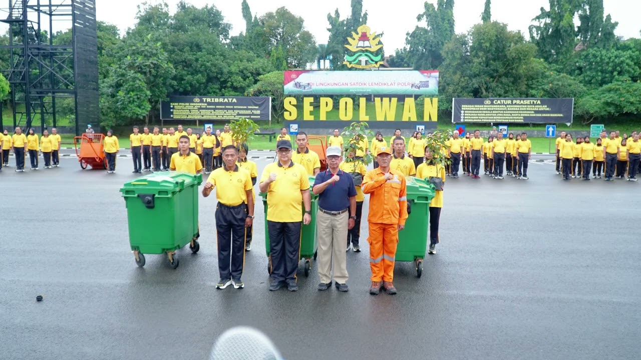Gerakan Indonesia ASRI, di Lingkungan RW 09 Lemdiklat Polri Pondok Pinang