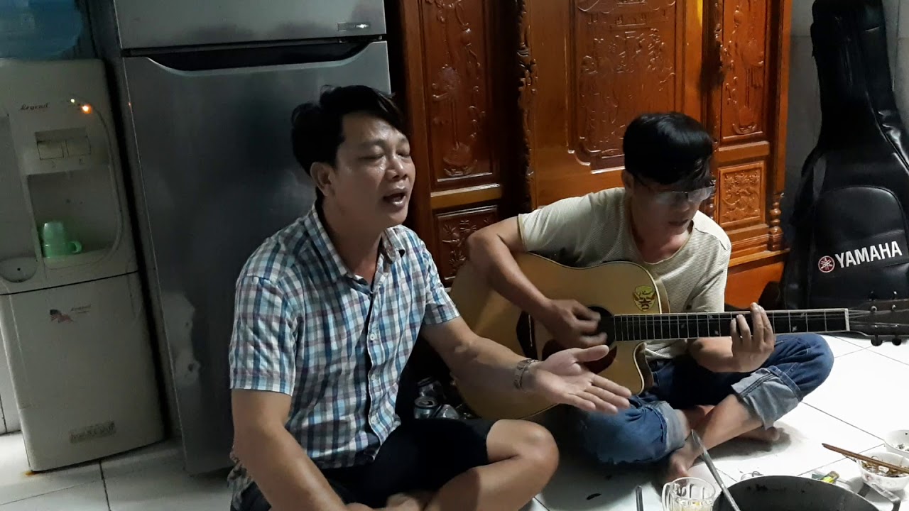 Căn nhà ngoại ô-tuấn minh*Phượng guitar