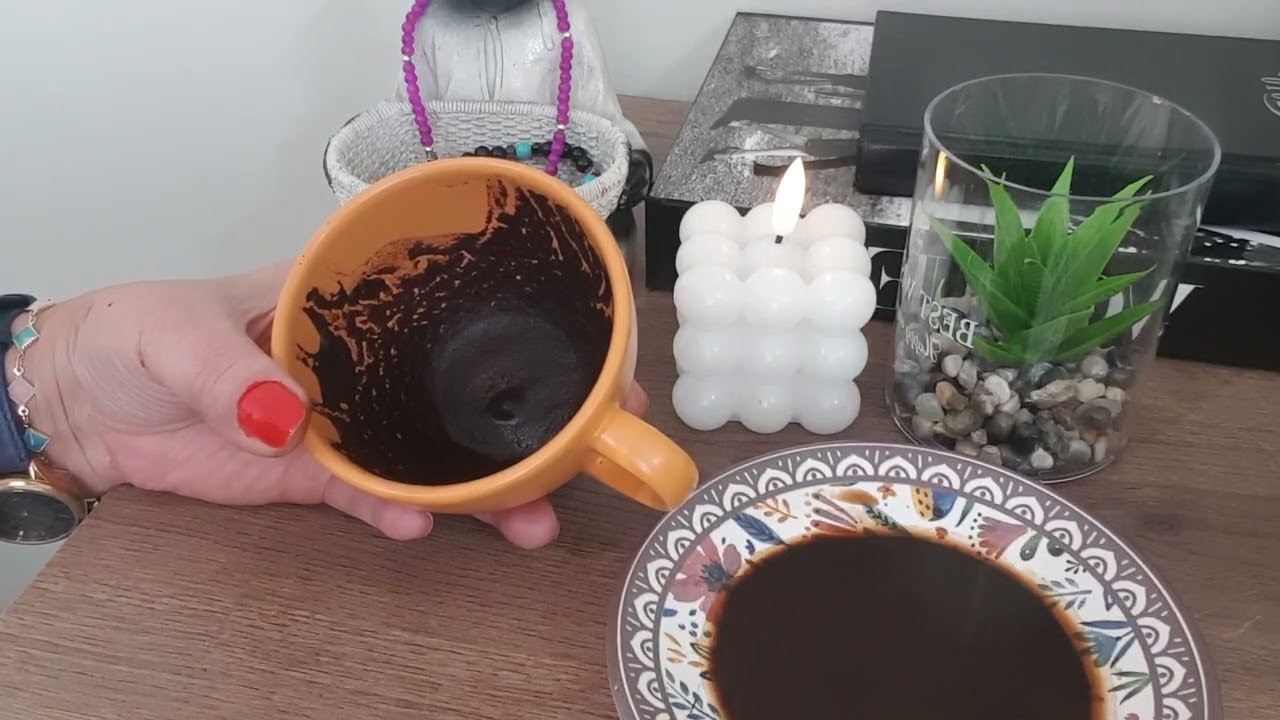 BÜTÜN SIRLAR BİR BİR AÇIGA ÇIKIYOR KAHVE FALI