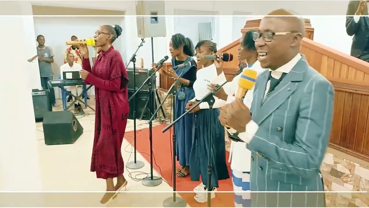 la sr Belvie à l'église SYCOMORE Tabernacle 🇨🇬 ÉPOUSE de CHRIST