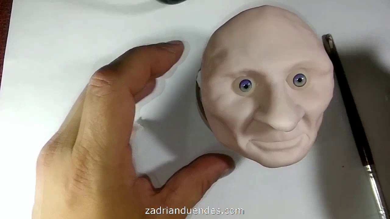 Cara de duende 2 modelada en Porcelana fria