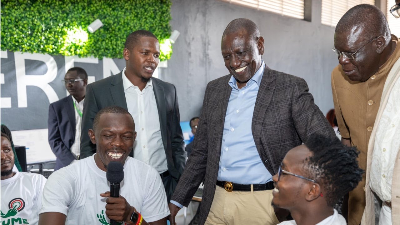 President Ruto excited by how Kenyan youths are making money online!!