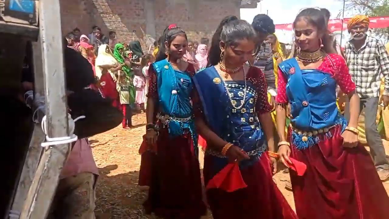 आए न कि म काली आदिवासी डांस वीडियो सीमा पाकिस्तान