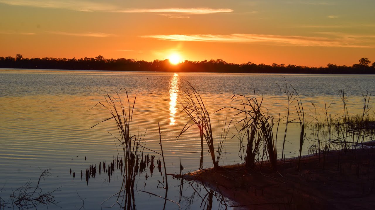 Mundi Mundi Bound - Lake Cargelligo (Part One)
