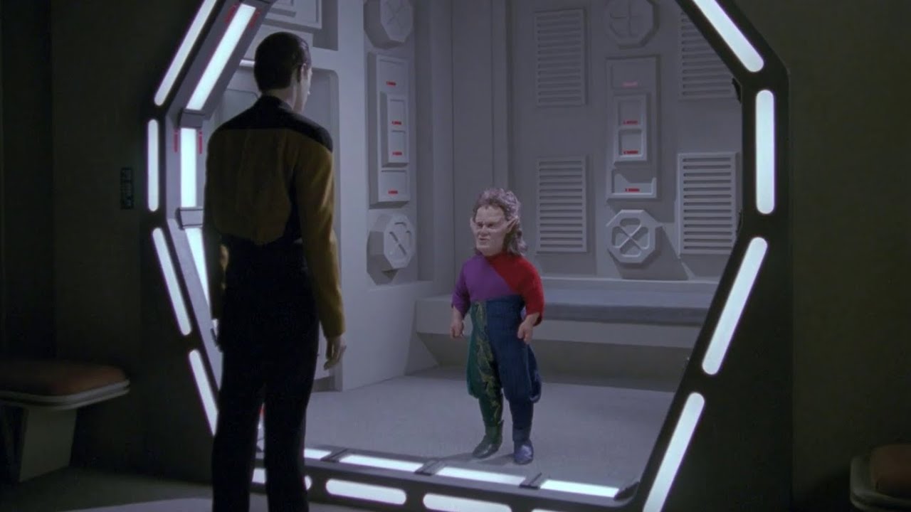 Data Loves Visiting Prisoners on Star Trek TNG + Fajo vs Original Fajo Comparison of Brig Scene Only