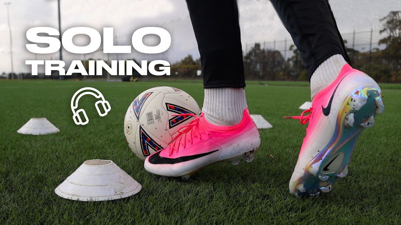 How To Train As A Winger in Nike Mercurial Vapor 17 Elite | Improve Ball Dribbling