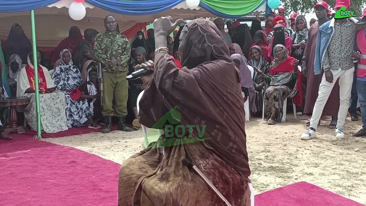 women of moyale constituency pray for Governor kayo.(kumi bila break)