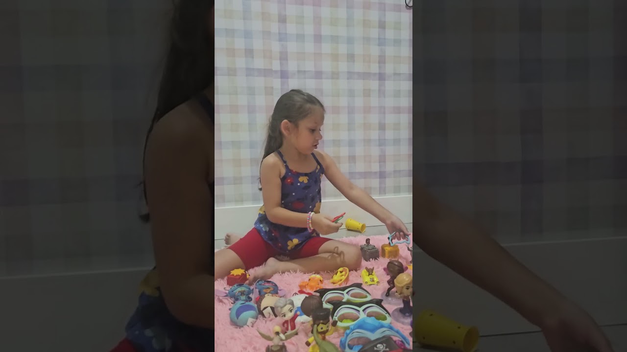 Mostrando minha coleção de brinquedos do MC'Lanche Feliz ❤️💛🍟🍔 