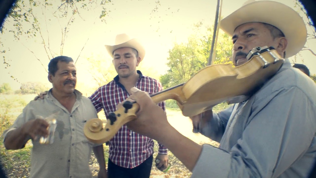hermanos pacheco el ayudante