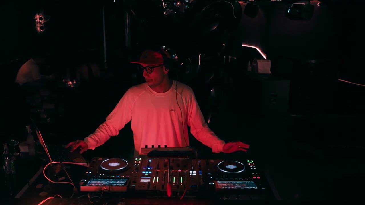 LBO EP.01: NIX DAMN P IN CONTROL