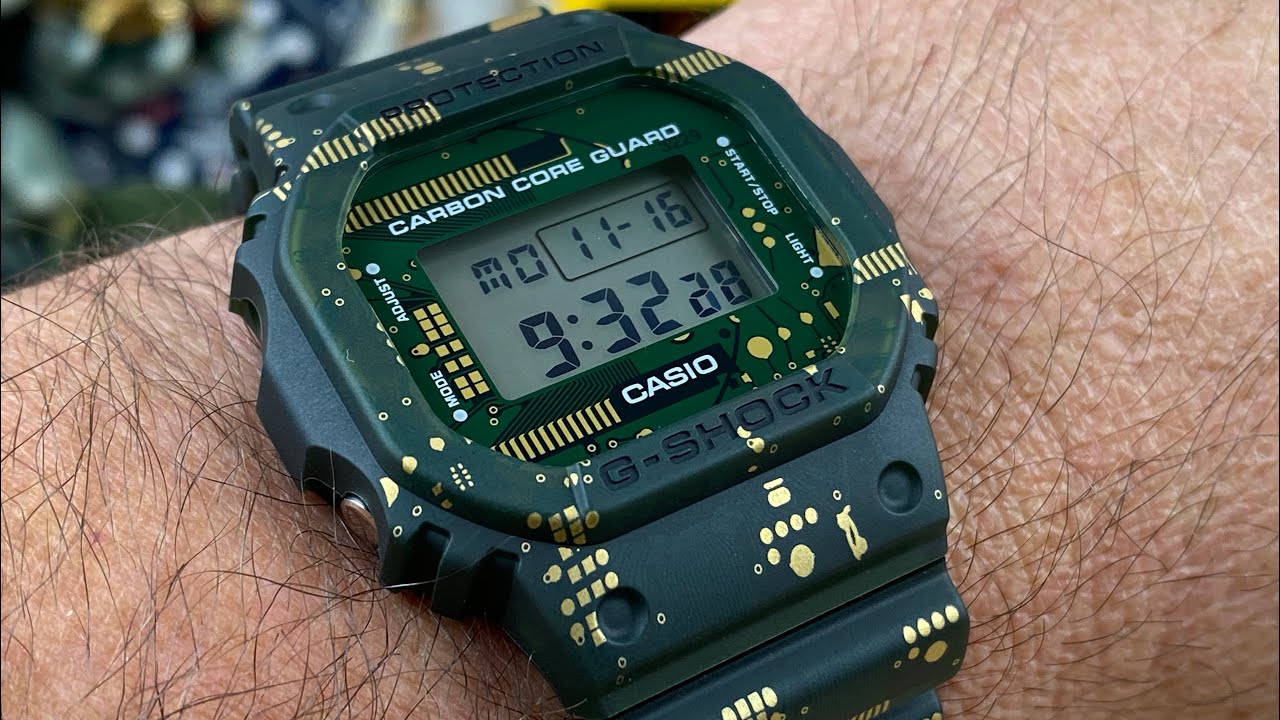 Unboxing G-Shock carbon core square