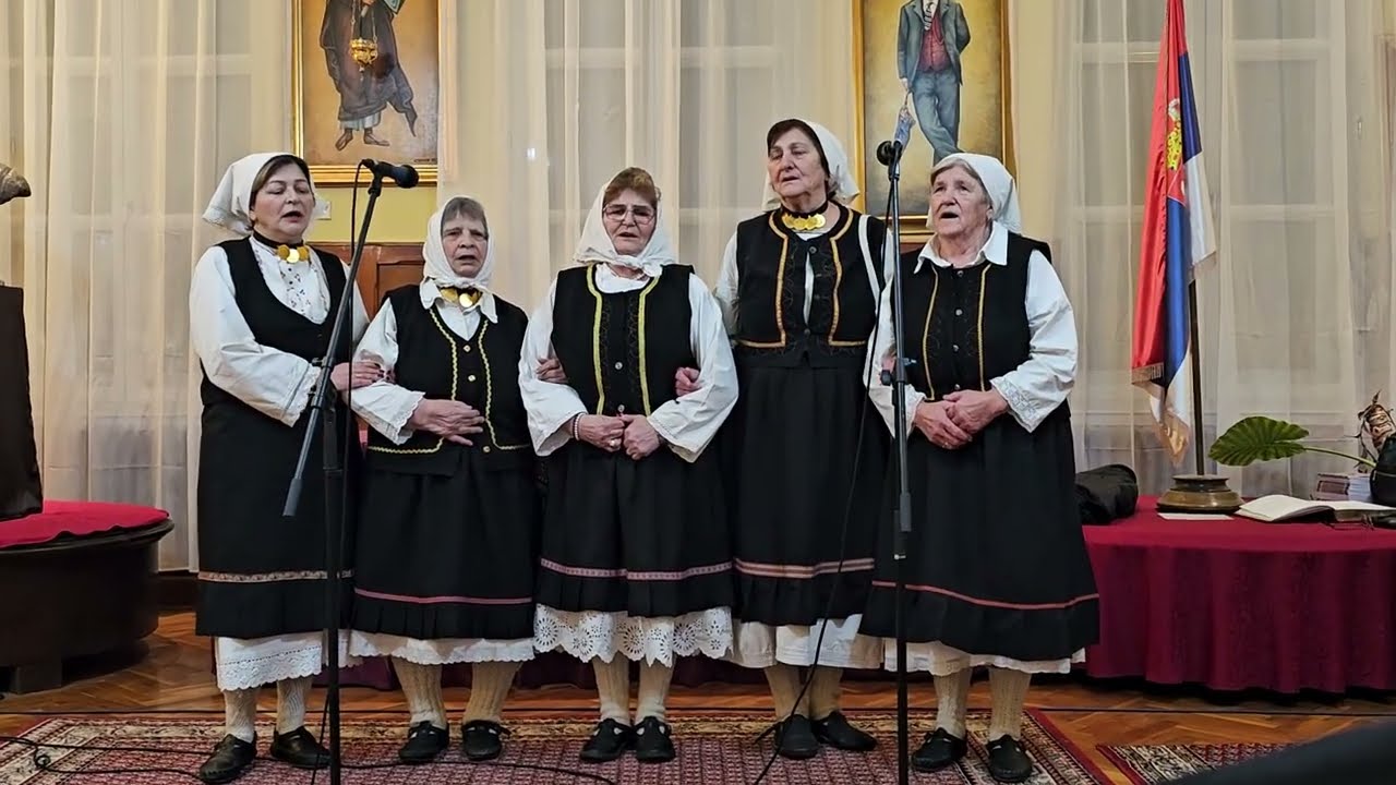 Ženska pevačka grupa 