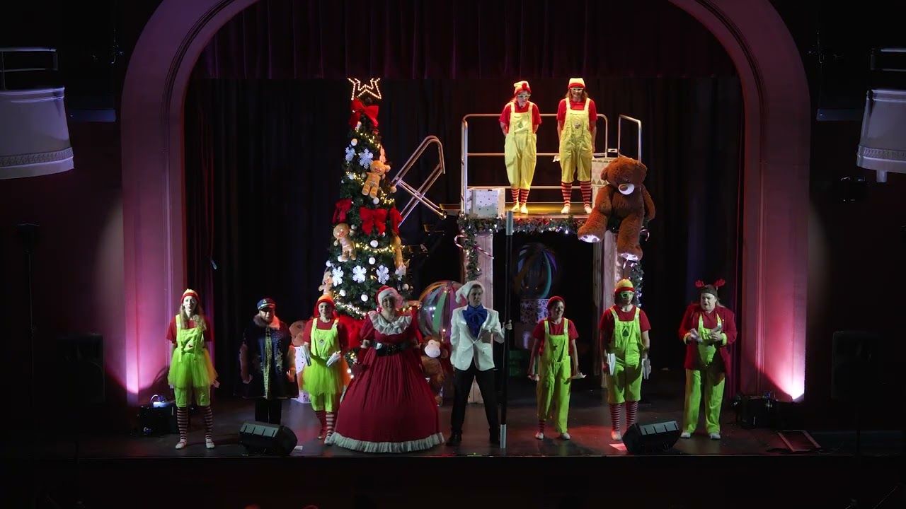 Noel spectaculaire show pour les enfants des écoles