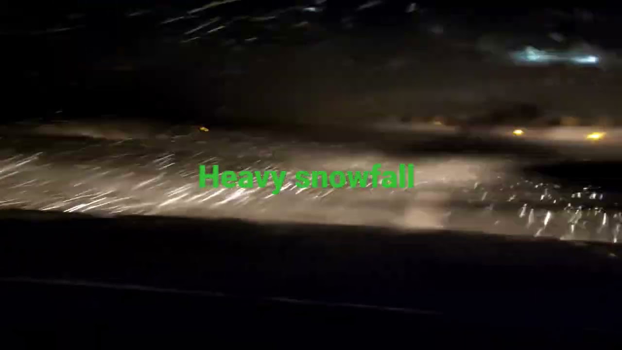 Heavy snowfall @Murree expressway