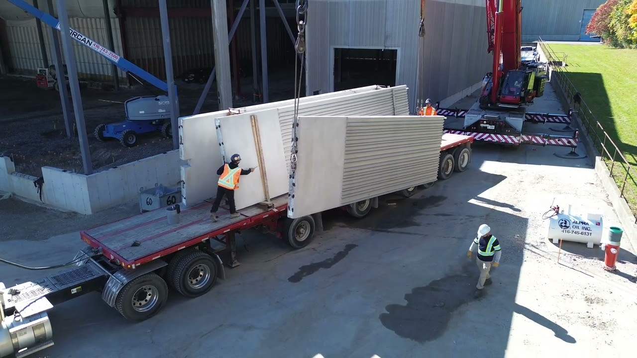 Mississauga Warehouse Extension - Precast Wall Installation
