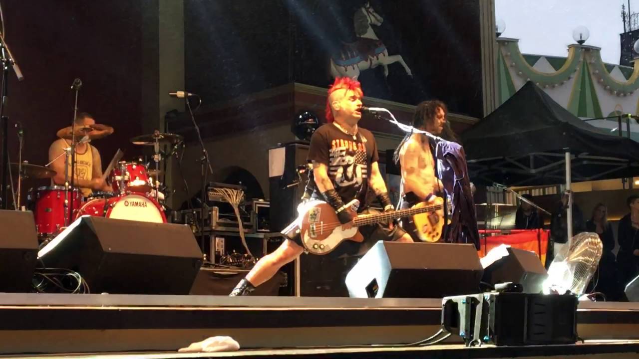 NOFX Don't call me white Gröna Lund Stockholm 2016