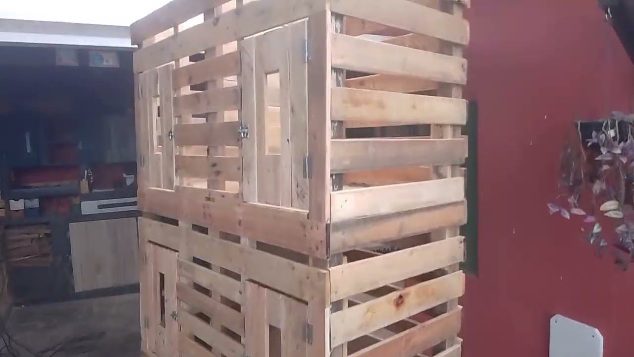 GALEIRO TODO EM MADEIRA DE PALET'S,2