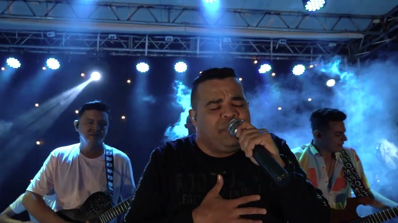 Castillo’s Grupo + Canario Pacheco 